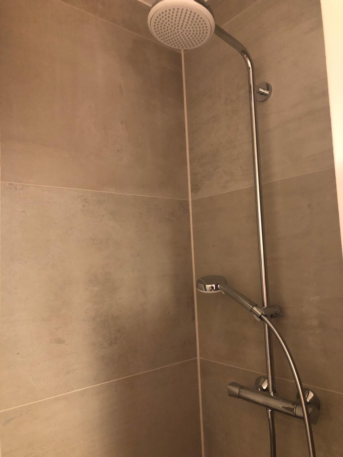 Dusche