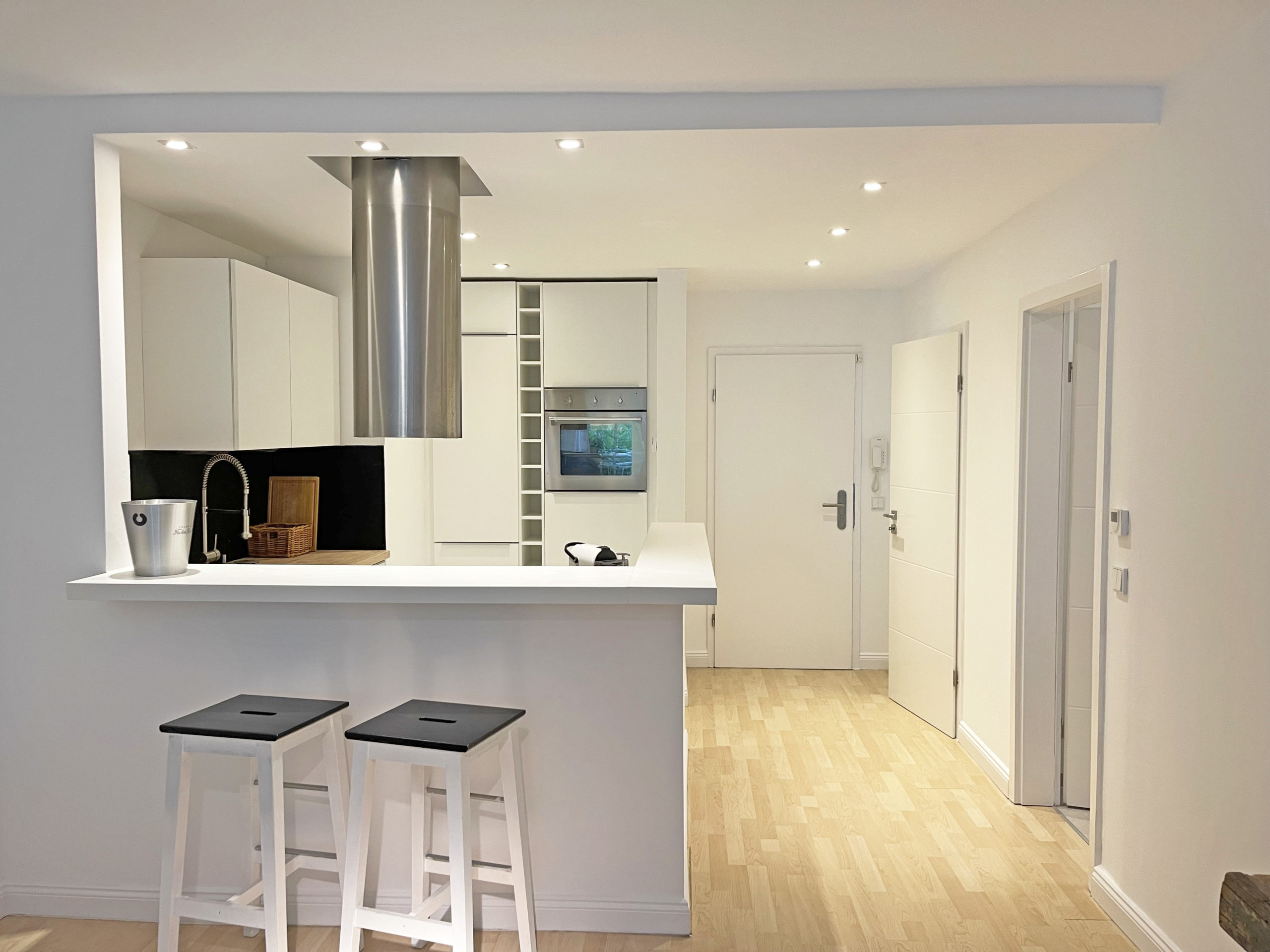 Stilvolle 2-Zi.-Luxuswhg. mit Terrasse, eigenem Gartenanteil und TG-Stellplatz